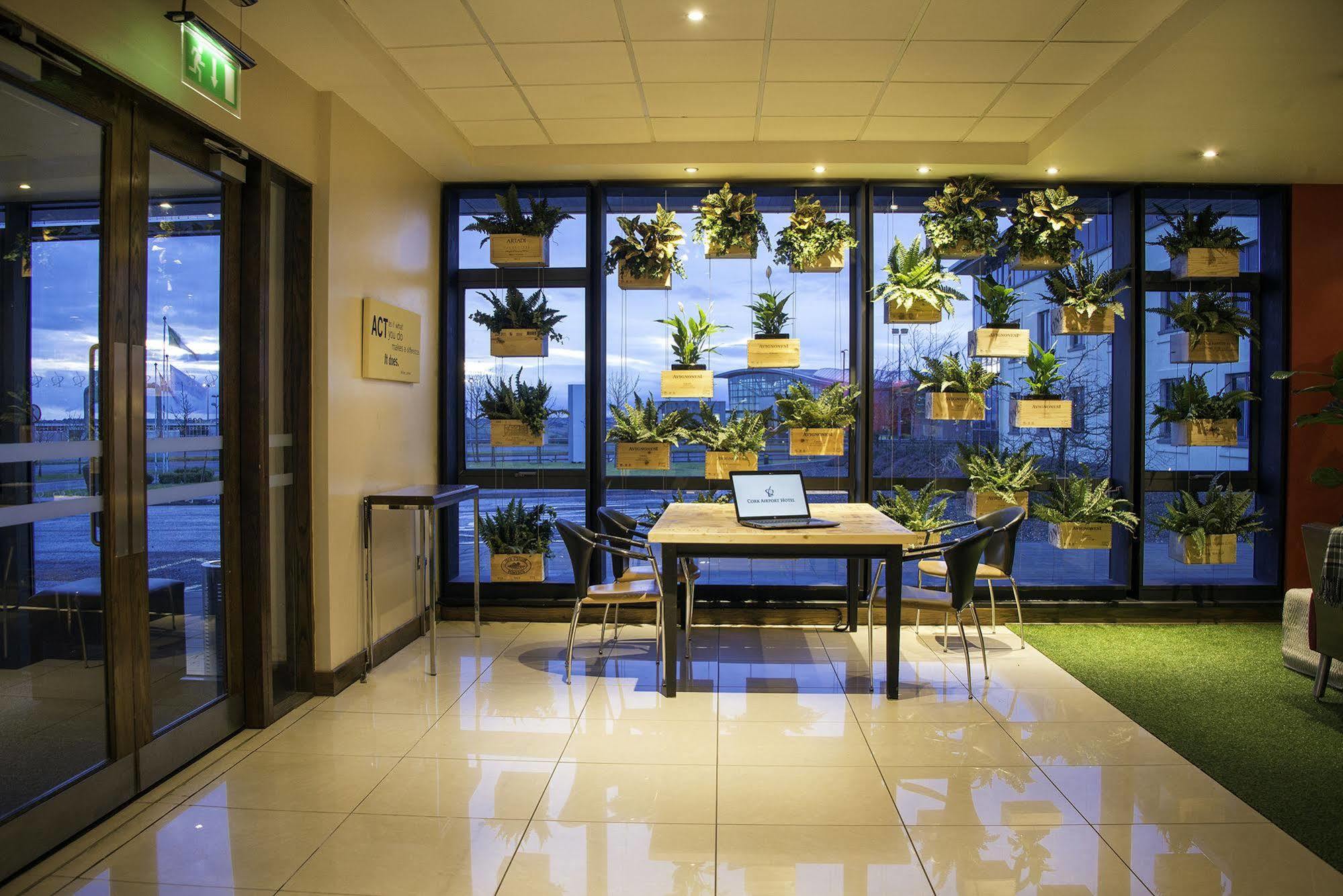 Cork Airport Hotel المظهر الخارجي الصورة